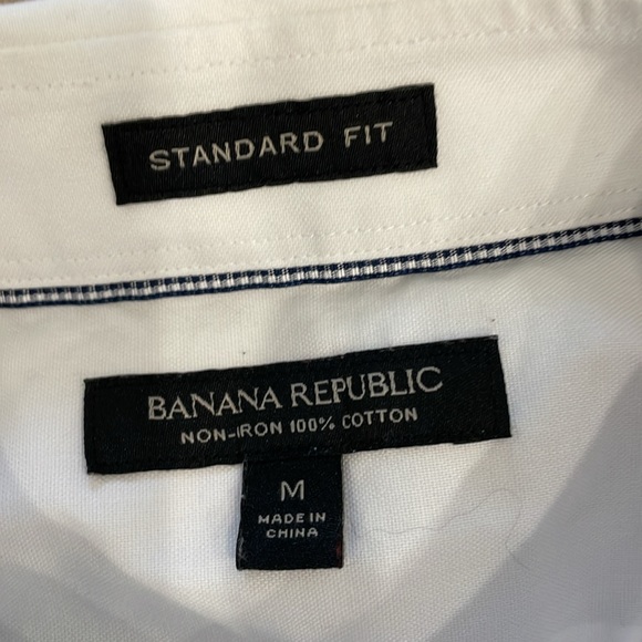 Banana Republic White Dress Shirt 011 - Picture 3 of 3